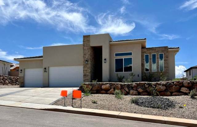 Photo of Four-Bedroom Home Near Shooting Star Park in Washington Fields