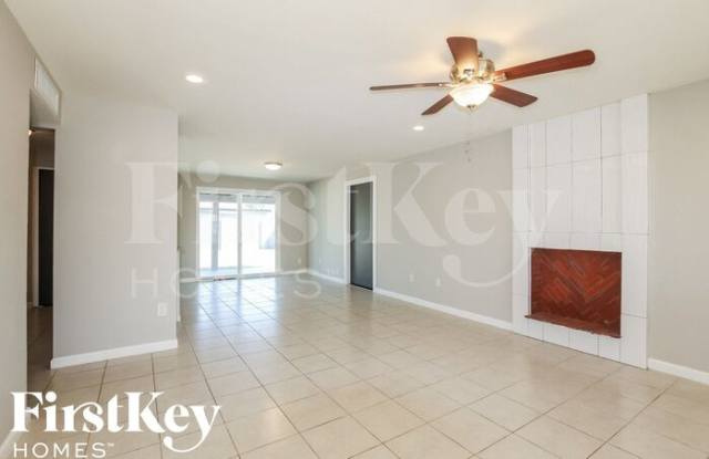 14049 North 37th Way