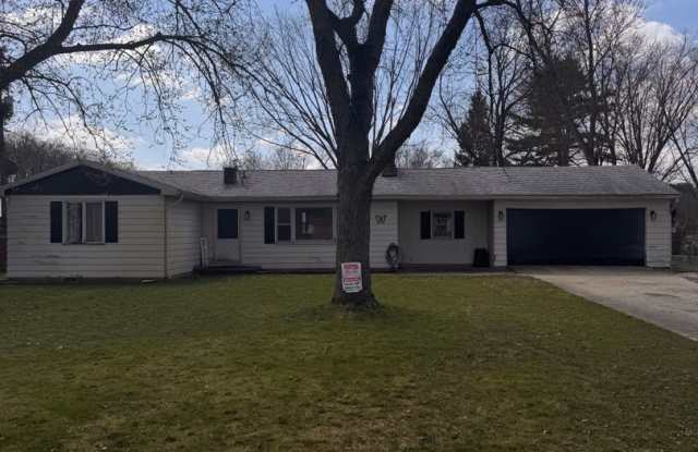 3 Bed 1 Bath HOUSE