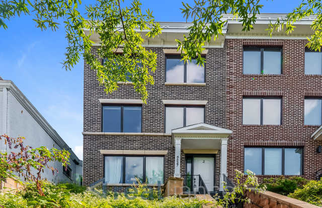Photo of 4527 Georgia Ave NW # 2