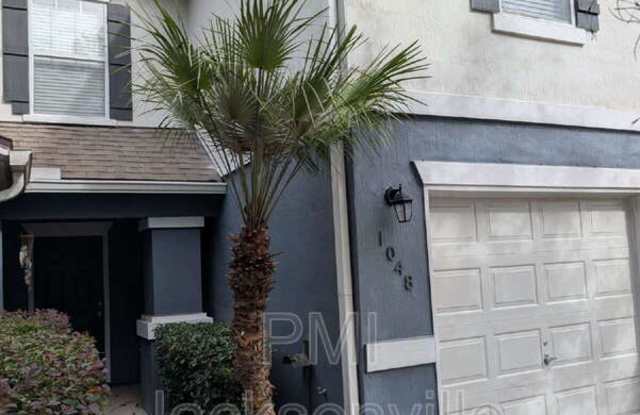 Photo of 1048 N Black Cherry Dr