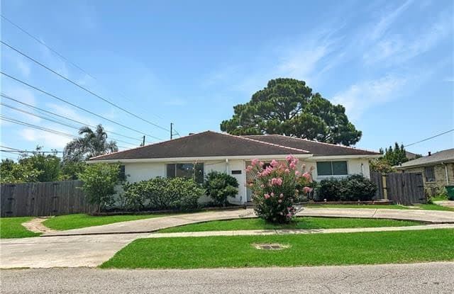 1300 SIGUR Avenue - 1300 Sigur Avenue, Metairie, LA 70005