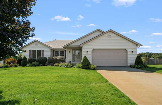 Photo of Four bedroom, 3 Bathroom with Bonus Room and Office, ranch style home in Mattawan!