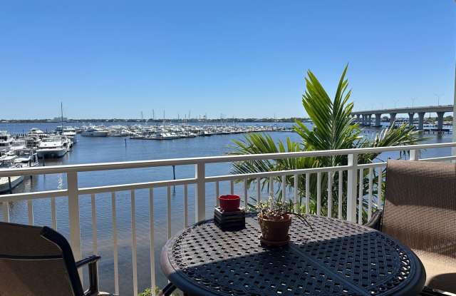 815 NW Flagler Avenue