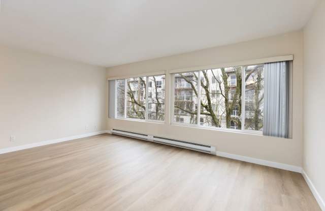 Photo of Corona Apartments