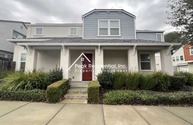 Updated 4bd/3ba Fair Oaks Home in Gated Community!