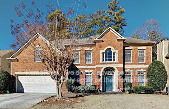 1040 Queensgate Dr SE