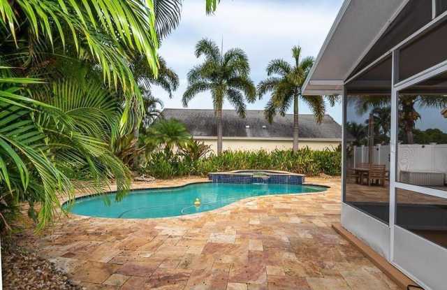 1327 E Glen Oak Road