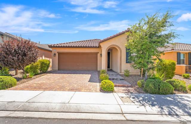 Charming 3-Bedroom Home in Henderson!