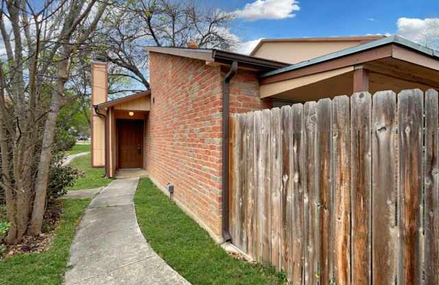 12001 Maplerock Court