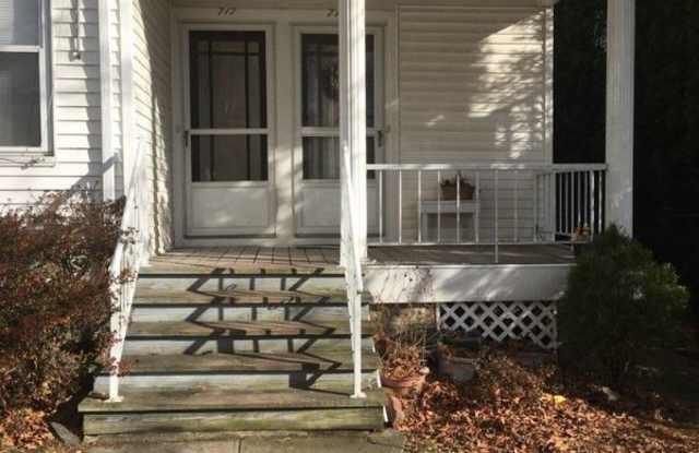 717 academy Ave.