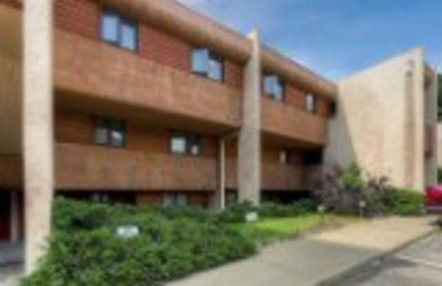 Photo of Evergreen Apartments