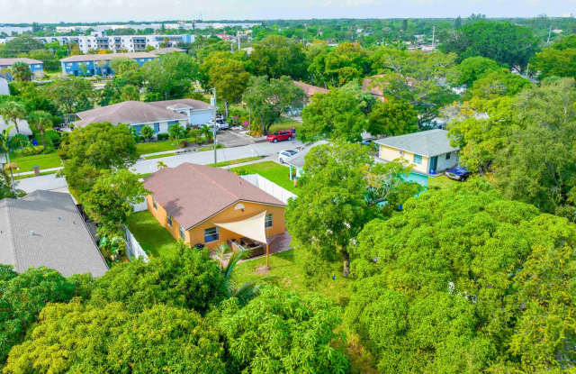 436 NW 1st Avenue