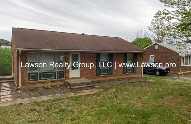 4617 Nelms Ln., NE - 4617 Nelms Lane Northeast, Roanoke, VA 24019