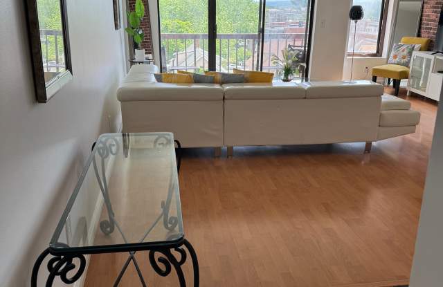 Photo of 217 Franklin Ave