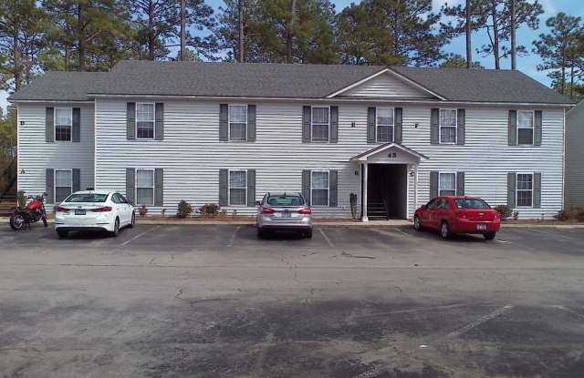 2 Bedroom, 1 bath apartment Upstairs Unit