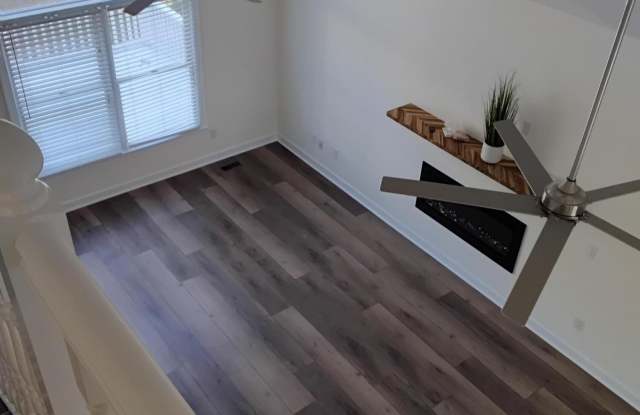 8711 Emerald Plantation Road