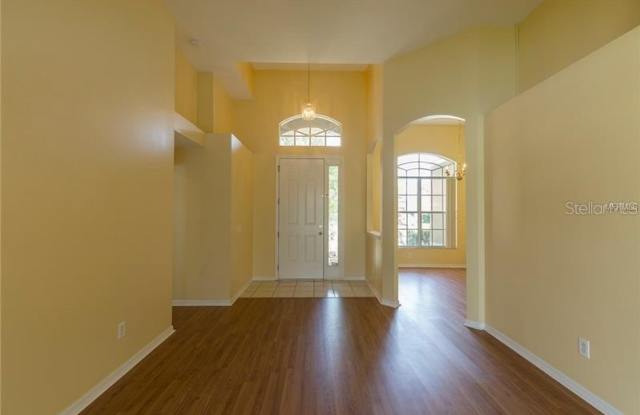 2743 ABBEY GROVE DRIVE