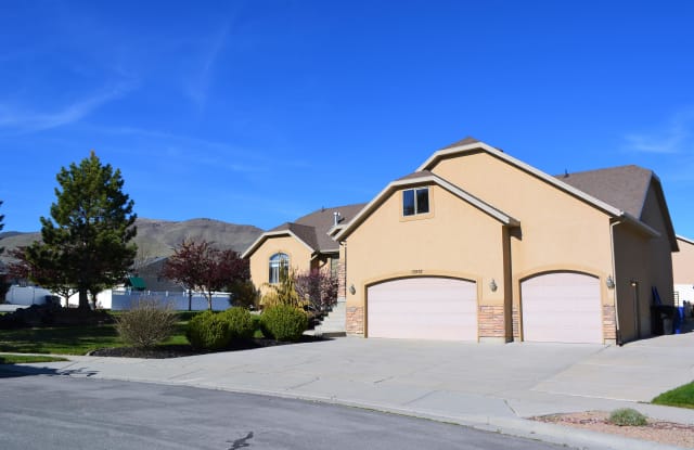 13972 Curry Peak Circle - 13972 South Curry Peak Circle, Herriman, UT 84096