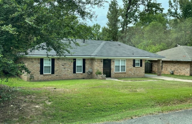 4013 Swim Club Ln - 4013 Swim Club Lane, Shreveport, LA 71107