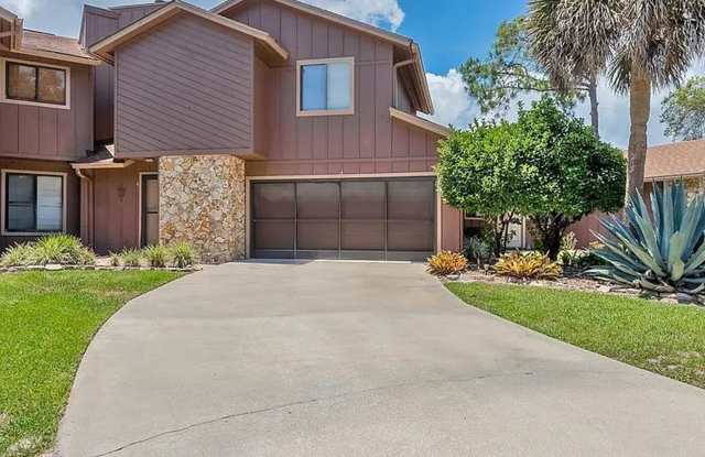 Cozy 2 BR townhome in The Trails, Ormond Bch--Furnished