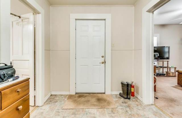 791 N Clinton Street