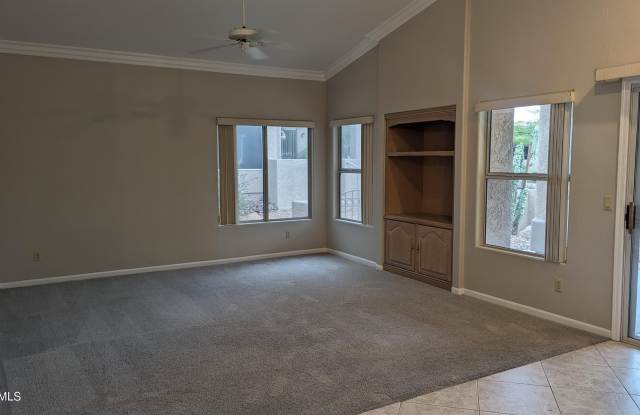 4725 E MELANIE Drive