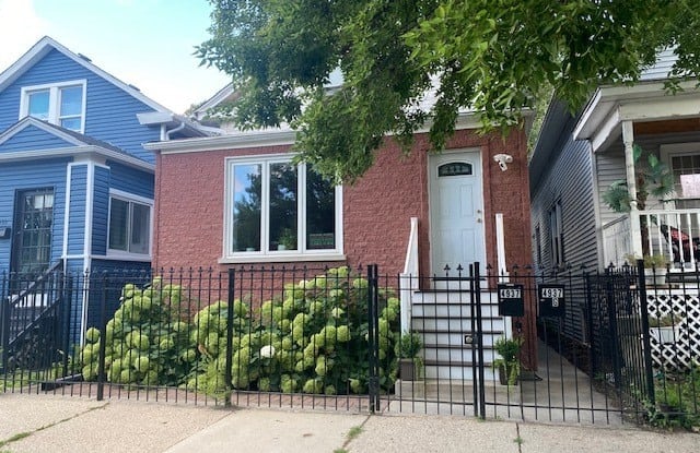 4937 W Wrightwood Avenue - 4937 West Wrightwood Avenue, Chicago, IL 60639