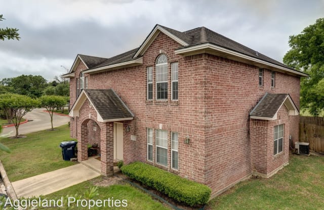 921 Monte Carlo - 921 Monte Carlo, College Station, TX 77840