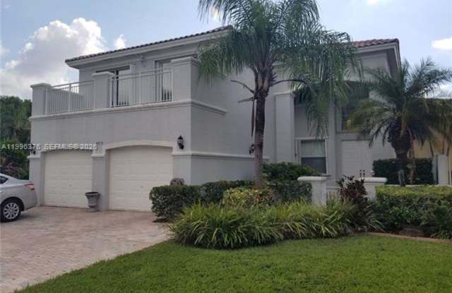 4719 NW 96th Pl DORAL, FL 33178