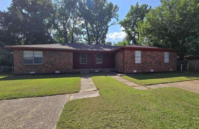 617 Brierly Drive