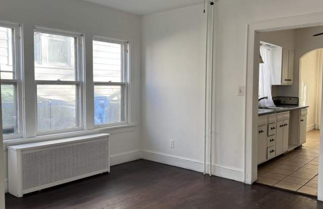 105 Clermont Street unit: #1