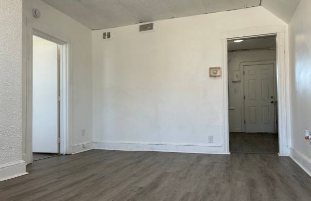 Charming  Spacious 2-Bedroom, 1 Bath Apartment Available Now!