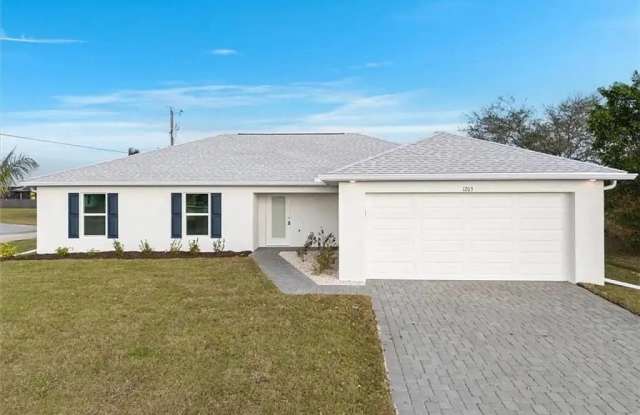 2716 NW Embers Terrace