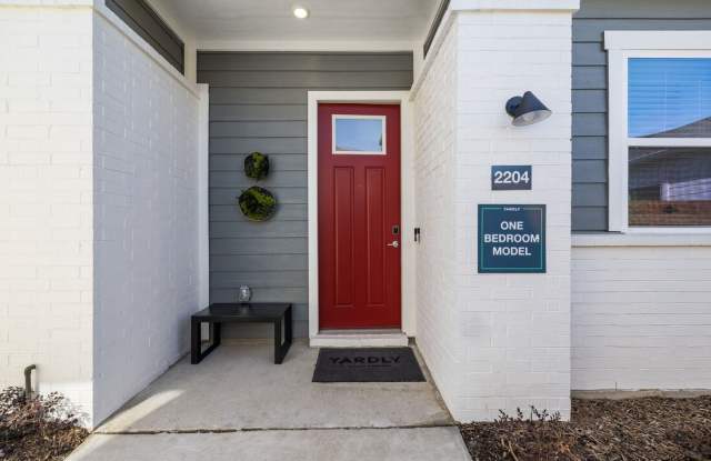 Photo of Yardly Elevon