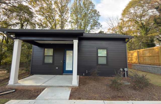 NEW CONSTRUCTION! NOW LEASING FOR SUMMER 2026!