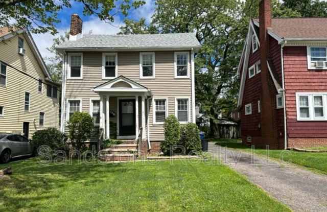 3387 Lownesdale Road