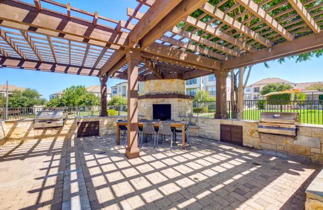 Terrastone Travesia Apartments