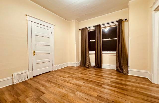 Cute, remodeled home!!