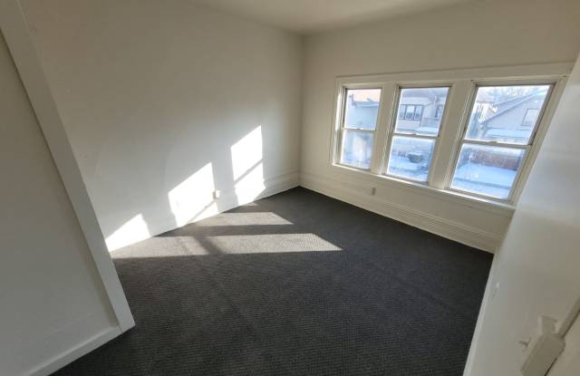 2010 West Greenfield Avenue