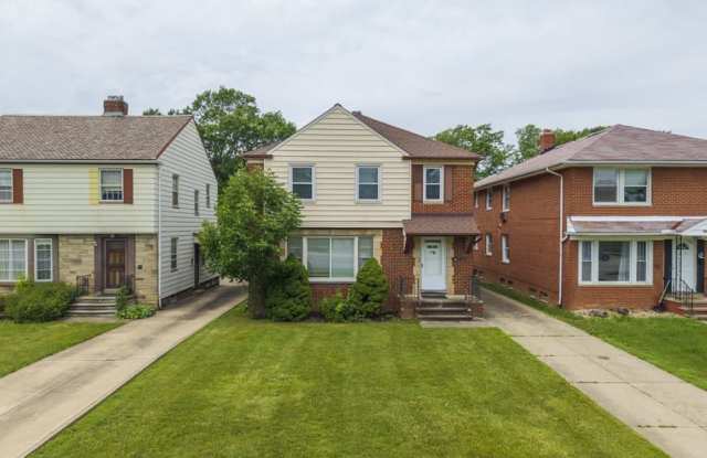 2416 Warrensville Center Road - 2