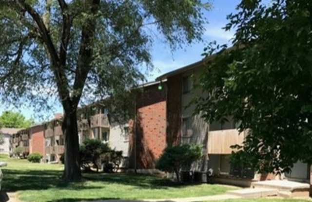 Bethany Park Plaza