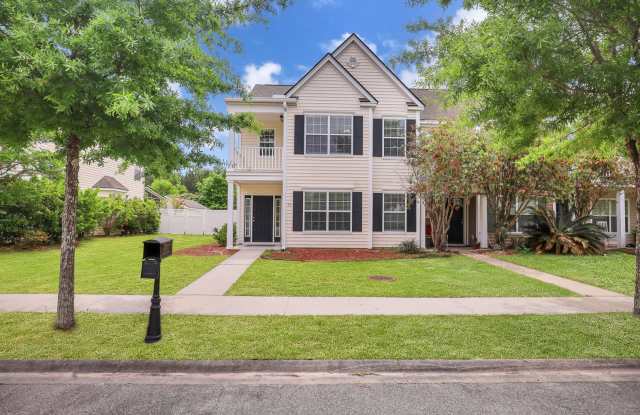 End Unit Townhome For Lease in Godley Park