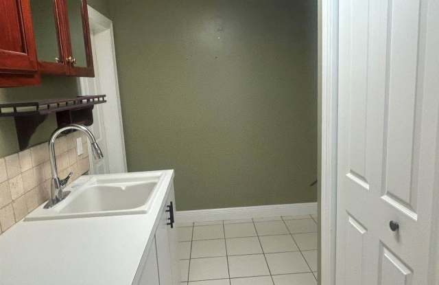 8526 SW Westwood Lane