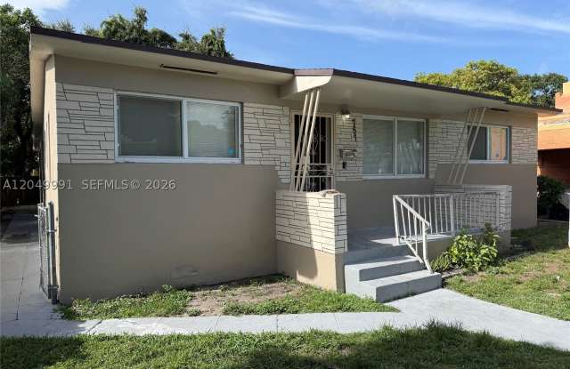 757 NW 47th St