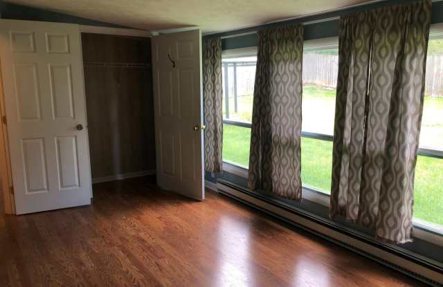 21 S STEWART Street unit: 4