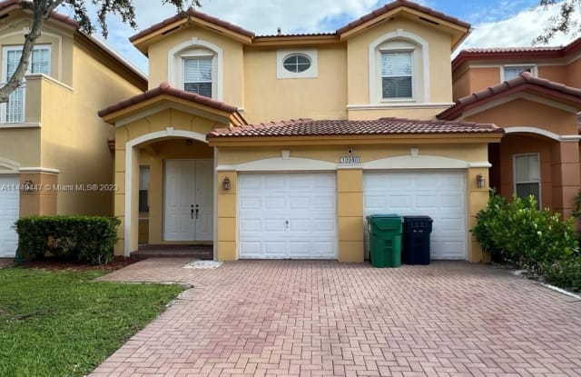 10940 NW 87th Ln - 10940 Northwest 87th Lane, Doral, FL 33178