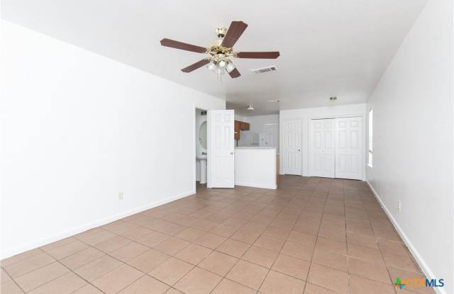 4207 Primrose Drive unit: D