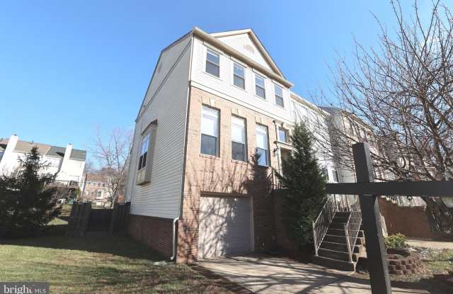 47616 WATKINS ISLAND Square