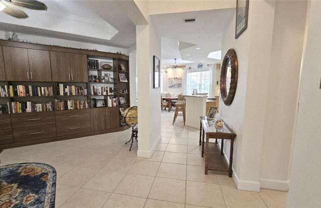 8541 AMBERJACK CIRCLE